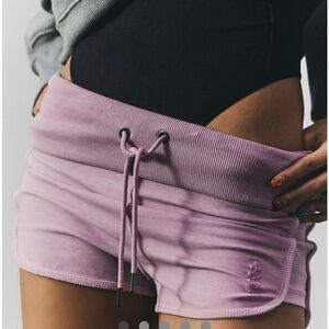 FREE PEOPLE MOVEMENT shorts size small mauve, new with tags